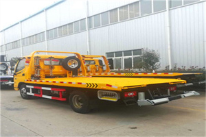 沁源附近拖车救援搭电